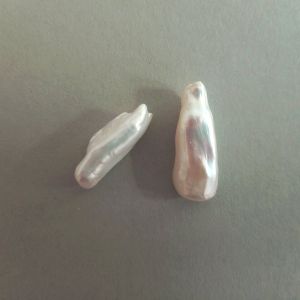 Естествени сладководни перли - бели 20- 6мм (2бр)