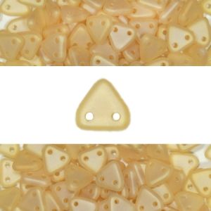 Triangle 6мм матово кафяв ирис - топ (5гр)