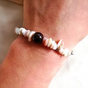 Гривна Розов опал и гранат (1 бр.)