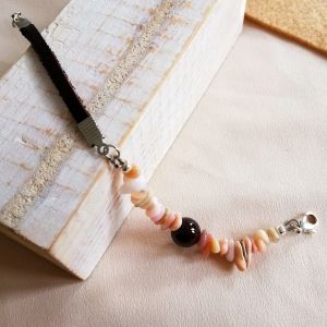 Гривна Розов опал и гранат (1 бр.)